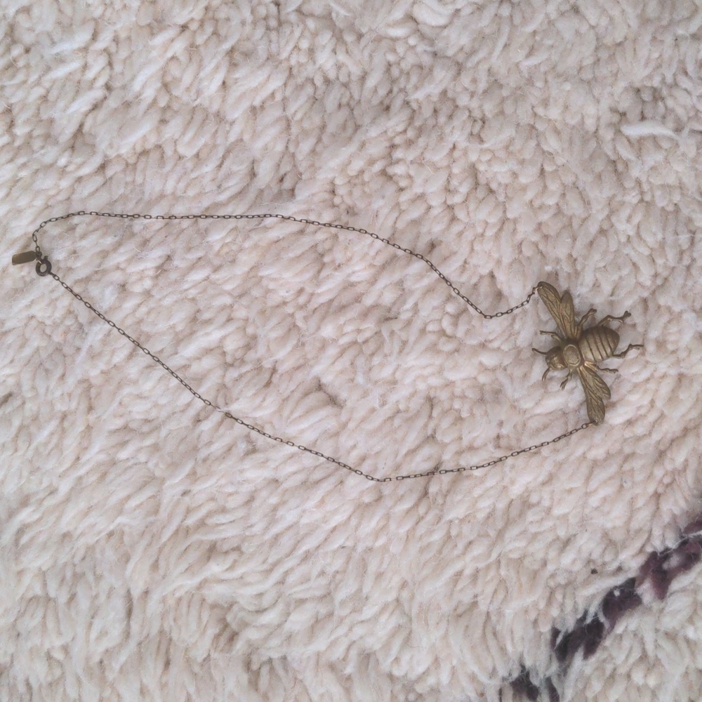 Erica Weiner Bee necklace